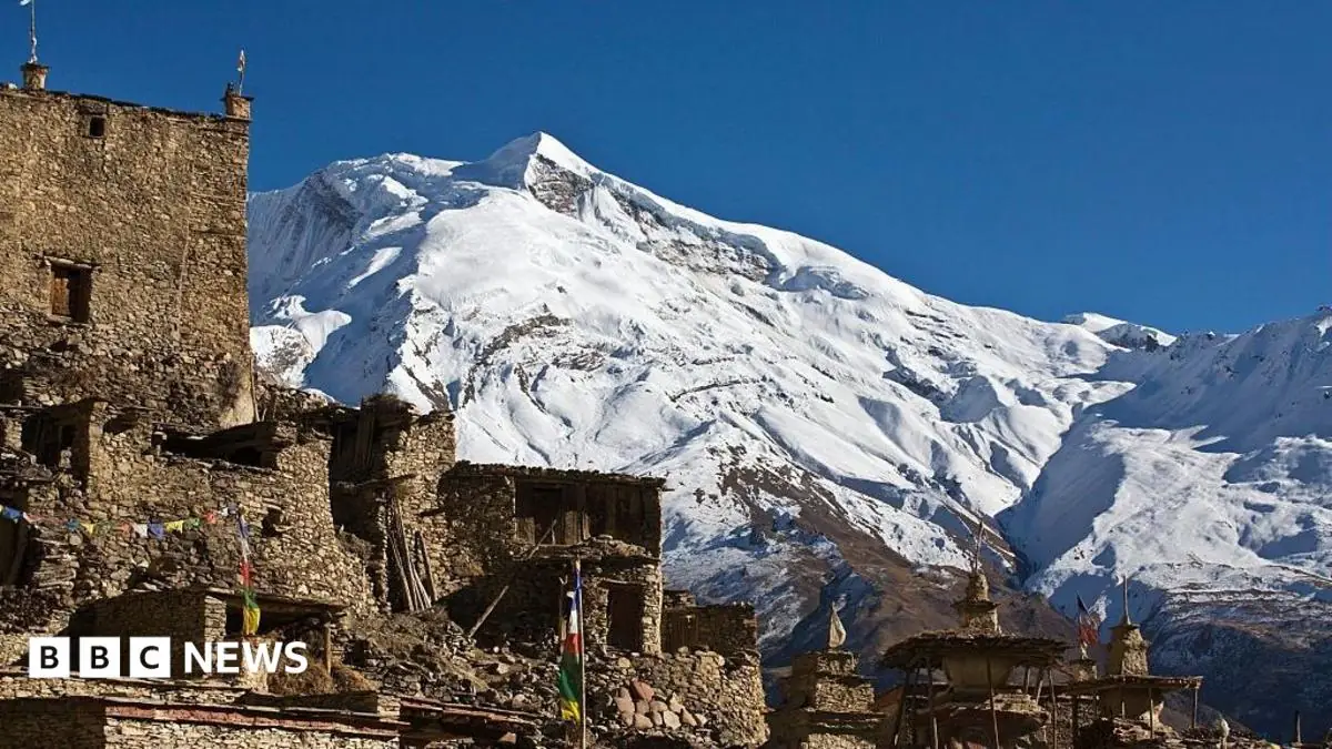 Four bodies found after avalanche hits Himalayan climbing group