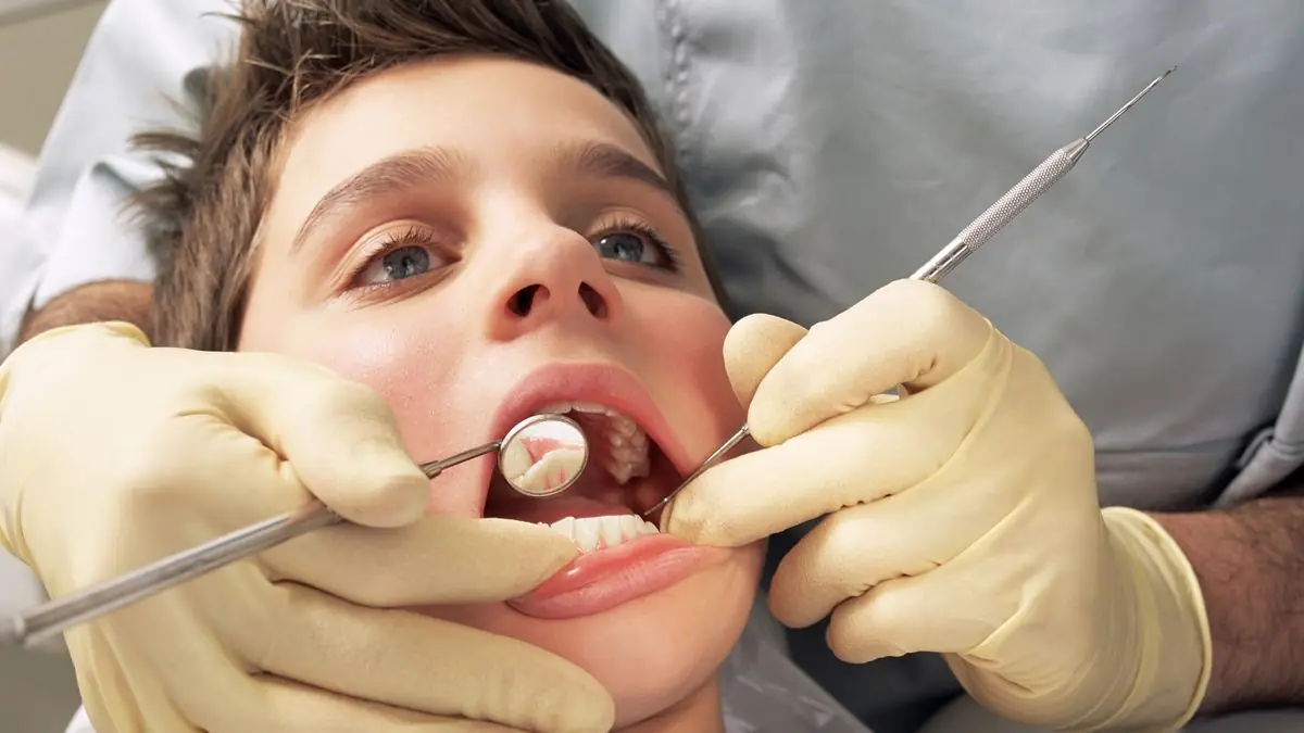 More than 20,000 young children taken to hospital to have rotten teeth pulled out