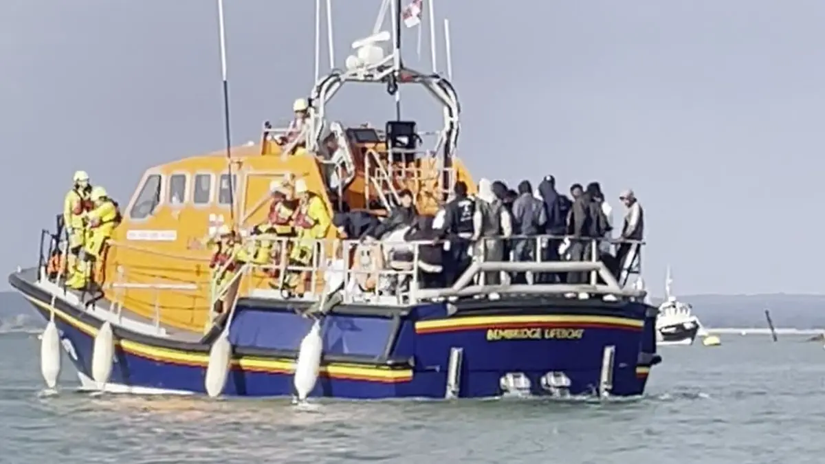RNLI warned of cyber attack after volunteers abused for saving migrants by far-right thugs